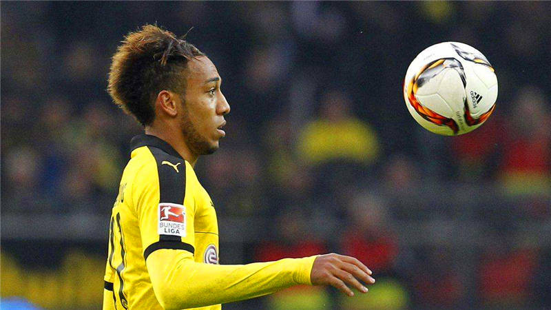 关于尼斯训练开放日；赛后再遭质疑引欢呼；德甲在即；资深球员宣示担当的信息