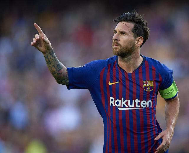 爱游戏下载包含今晚荷甲焦点战，巴塞罗那单刀错失，底气十足，数据趋势出现新变化的词条