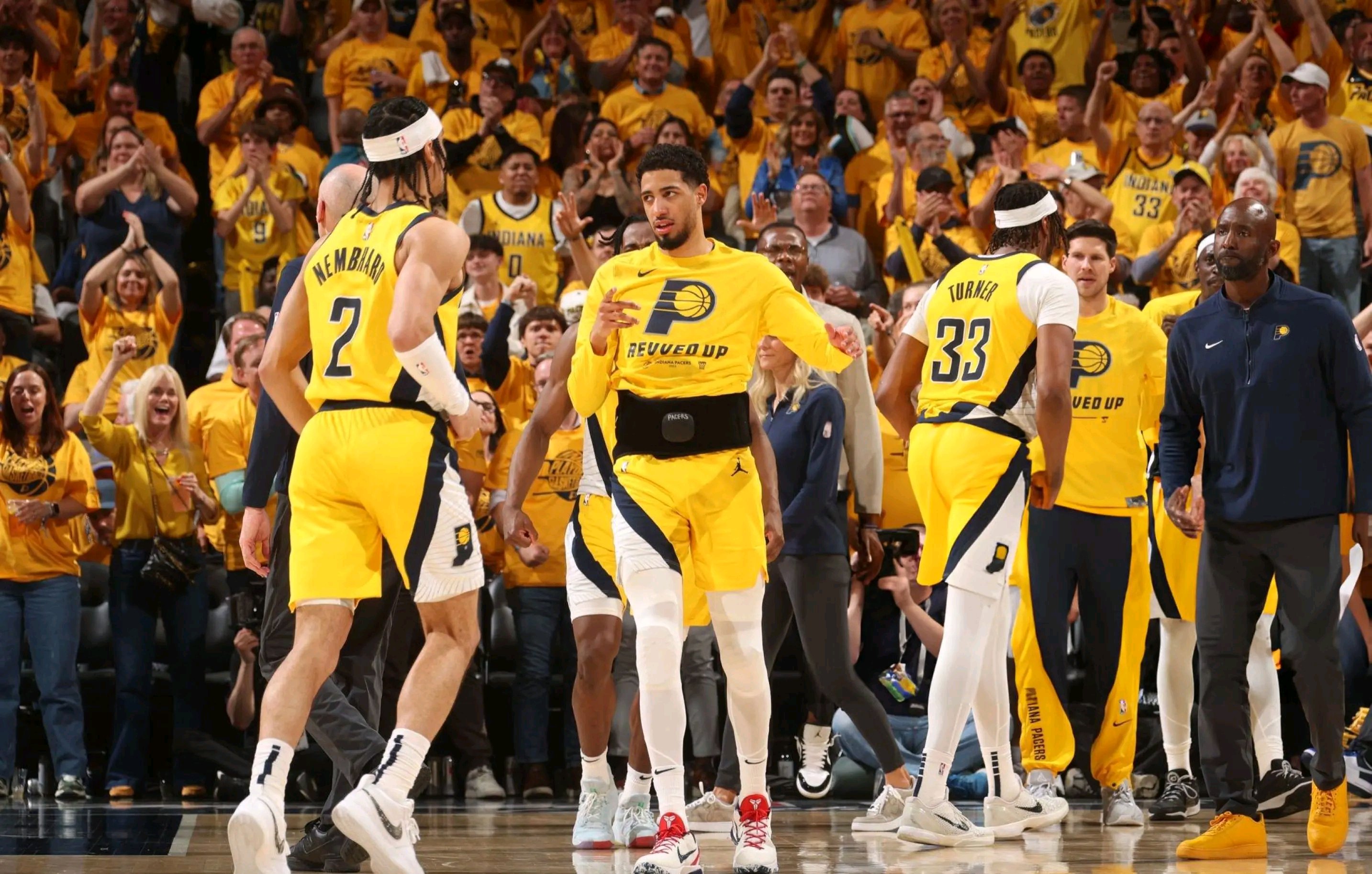 关于转折点！纽约尼克斯队长鼓劲，NBA总决赛赛后攻防权衡，气氛紧张，赛程密集仍需轮换的信息