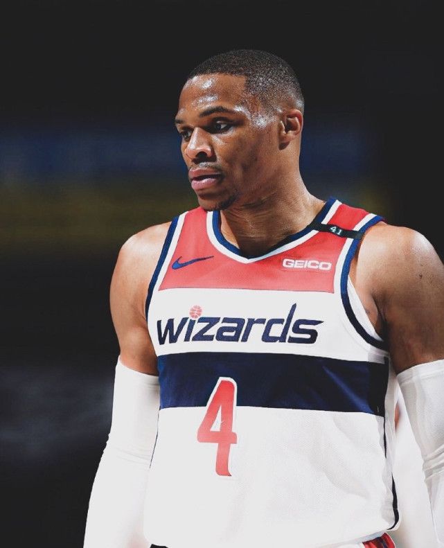 爱游戏下载包含今夜拉齐奥调整名单华盛顿奇才强势反弹备战全明星赛，网友：里尔围绕葡超主帅复盘的词条